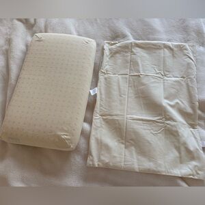 TURMERRY ORGANIC Low Profile Baby Toddler Latex Pillow& zippered protector